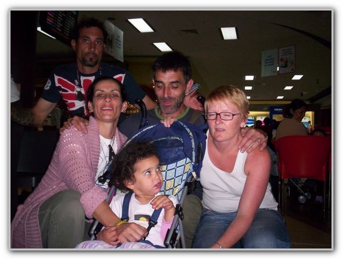LJ FJ Stuart Karen and Ebz at Airport Feb 17th 2007 2